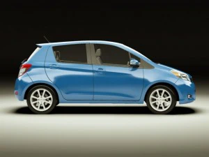 Toyota Yaris Vitz Jewela 2012 3D Modell