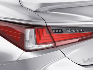lexus es 2022 and f-sport 3D 模型