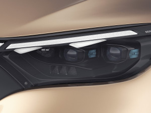 Mercedes EQE SUV 2024 3D 模型