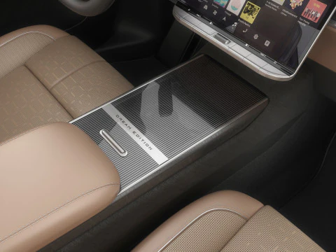 Świadoma Grawitacja 2025 Model 3D