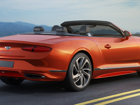 Bentley Continental GTC 2025 Model 3D