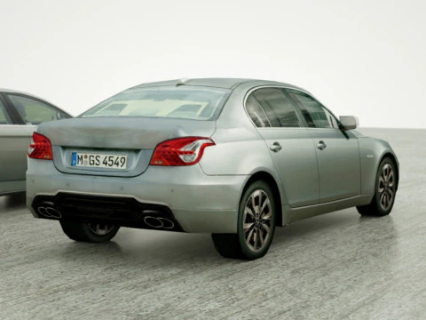 20 berline Low Poly Modello 3D