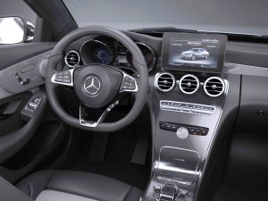 Mercedes-Benz C63 AMG Cabrio 2017 Modelo 3D