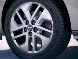 Nissan NV300 Passenger 2018 Modelo 3D