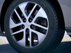 Opel Vivaro Passenger 2015-2018 3Dモデル