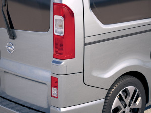 Opel Vivaro Passenger 6-door 2015-2018 Model 3D
