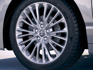Toyota Avalon Hybrid 2019 Modelo 3D
