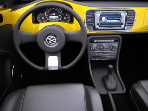 Volkswagen Beetle Dune Convertible 2017 vray 3D मॉडल