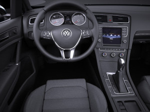 Volkswagen Golf VII R 2014 vray 3D Модель