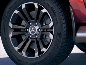 Mitsubishi L200 Crew Cab 2019 3D मॉडल