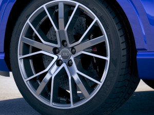 Audi SQ7 2019 Model 3D