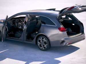 Kia Ceed Sportswagon 2019 with interior Model 3D