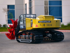 caterpillar 552 track harvester 3D Model