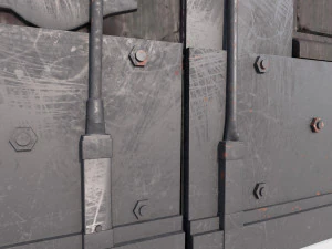 Port&atilde;o principal do castelo Modelo 3D