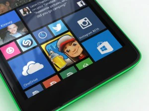 microsoft lumia 535 dan dual sim hijau Model 3D