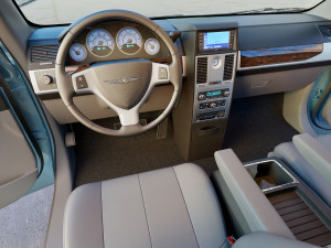 Chrysler grand voyager 2010 3D Model