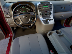 Kia carnival 2011 3D 모델