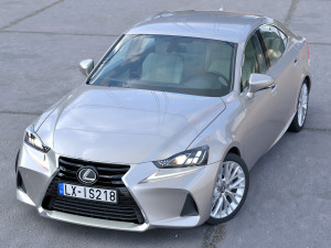 Lexus is 2018 3D Model