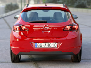 Opel Astra 2010 3D Model