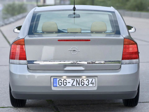 Opel vectra 2003 3D Model