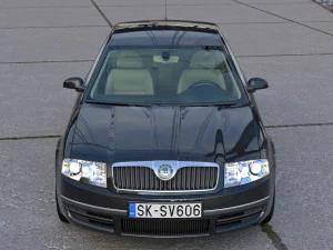 Skoda Superb 2006 3D Model