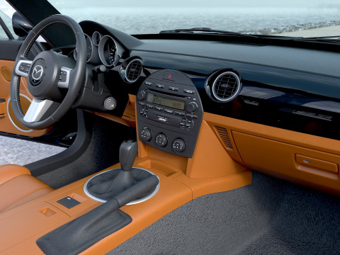 Mazda MX5 2007 3D 模型