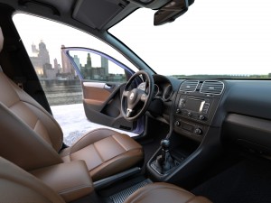 volkswagen golf 5 door 2010 3D Model