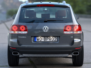 Volkswagen Touareg 2002 3D 모델