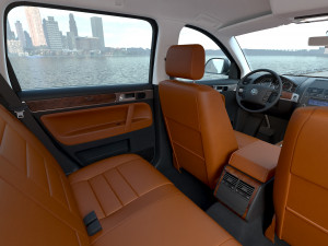 Volkswagen Touareg 2002 3D 모델