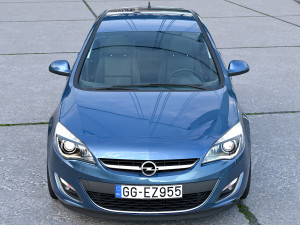 Opel Astra 2014 3D-Modell
