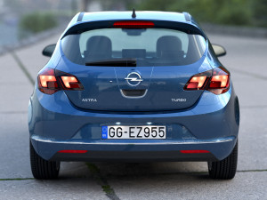 Opel Astra 2014 3D-Modell