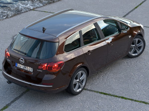 Opel Astra Sports Tourer 2014 3Dモデル