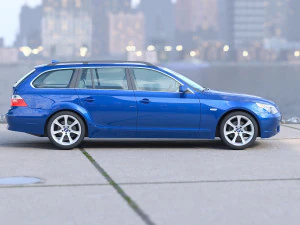E61 Touring 2006 3D Model