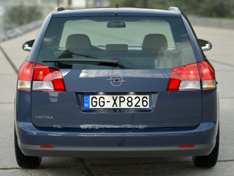 Opel Vectra C Caravan 2006 3Dモデル