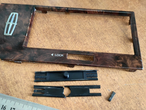 Lincoln Town Car Door Handle Trim Bezel Lock Switch 3D 打印模型