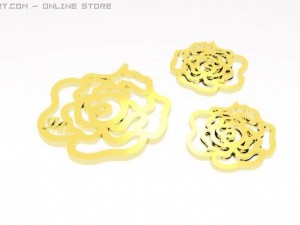 rose pendant and earrings Modello 3D
