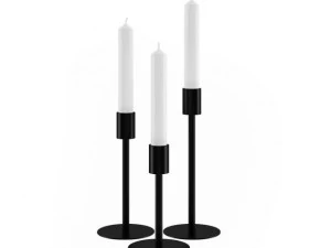 czarne świeczniki Model 3D