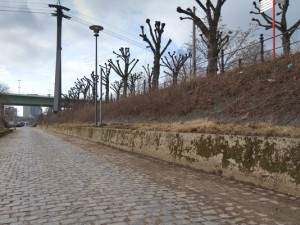 hdr 108 river road with plates Modelo 3D