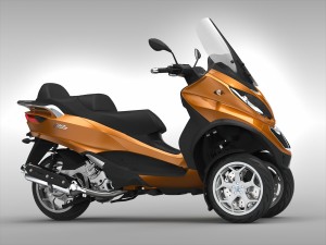 Piaggio MP3 Scooter 2016 3Dモデル