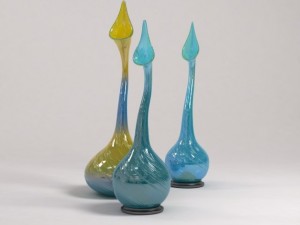 3 vases in the style of a tornado Modello 3D