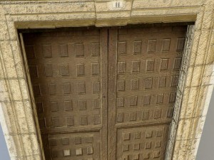 rustic heavy wood door 1 Model 3D