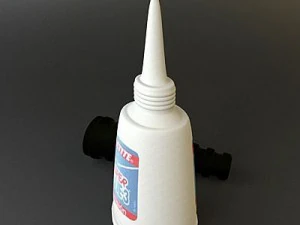 bouteille de super colle2 Modèle 3D