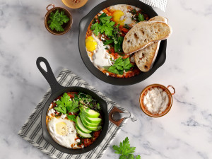 shakshuka with spinach and harissa Model 3D
