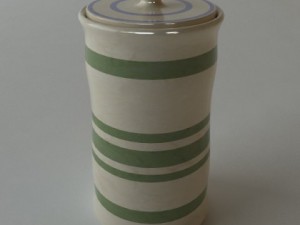 ceramic canister with lid 3D 模型