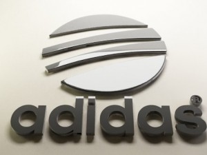 Adidas originals logo 3d 2025