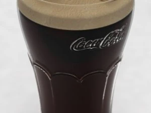 coca cola en verre Modèle 3D