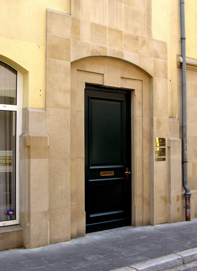 luxemburg architecture door001 3D Модель .c4d .max .obj .3ds .fbx .stl .blend 