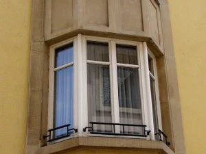 arsitektur luxembourg windows 004 Model 3D