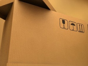 photorealistic cardboard box  pallet high res Modèle 3D