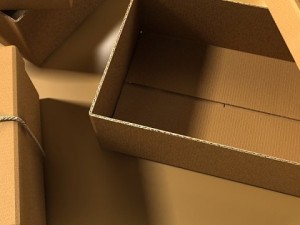 photorealistic cardboard box  rope high res 3D 모델